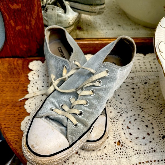 Converse Grey Velvet sneakers - Picture 1 of 3